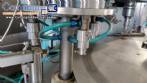 Container and capper bottle dropper and cap Prom�quina