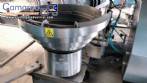 Container and capper bottle dropper and cap Prom�quina