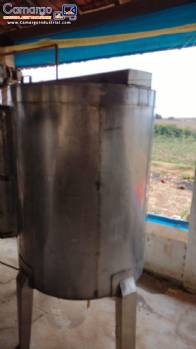 Stainless steel tank 850 L