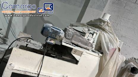 Geriatric skirt manufacturing machine 80 units / min