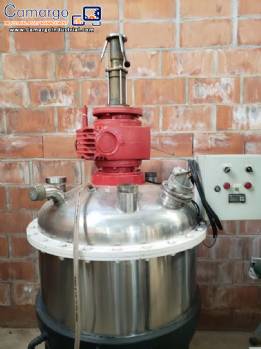 Jacketed stainless steel pressure reactor 200 liters
