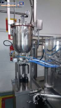 Filling machine for stand up pouch Leepack