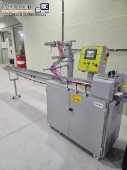 Rodolhian stainless steel flow pack packaging machine