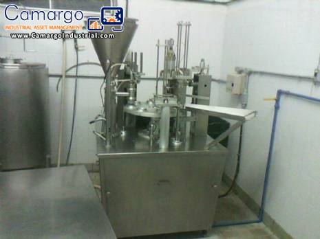 Brasholanda cream cheese cup dosing machine