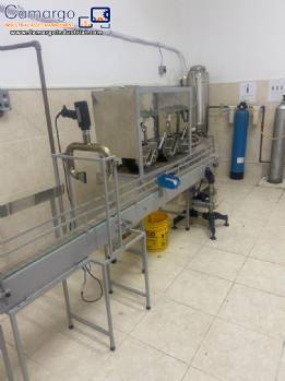 Bottling line for carbonated beverages, sparkling water.