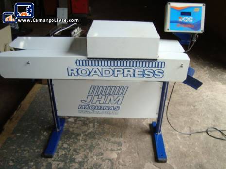 Sealing machine for bags JHM