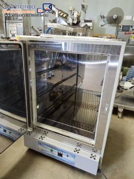 Quimis 150 liter microprocessor drying oven