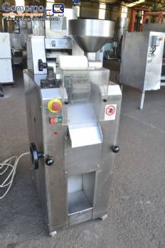 Capeleti and ravioli machine LB Italia