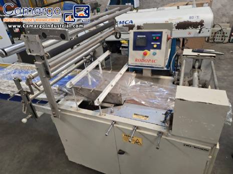 Flowpack packaging machine for hamburger buns and hot dogs, Rodopac