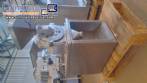Universal stainless steel mill 30 kg / hour