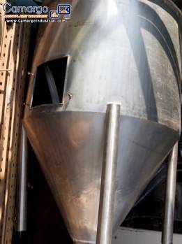 Stainless steel silo