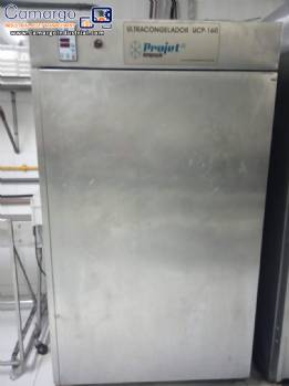 Ultra freezer 160 kg Projet