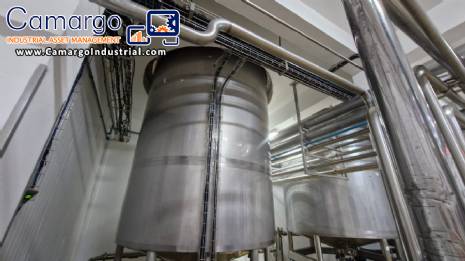 12,000 liter stainless steel tank with thermal insulation 12,000 liter stainless steel tank with thermal insulation