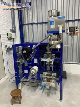 Automatic sachet filling machine for Profills silica gel sachets, up to 350 units per hour. Automatic sachet filling machine for Profills silica gel sachets, up to 350 units per hour.