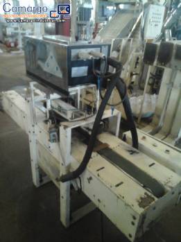 Cardboard box sealer with hot glue Jemak Cardboard box sealer with hot glue Jemak