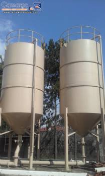 Jacketed silo tank for glucose storage, 20,000 liters. Jacketed silo tank for glucose storage, 20,000 liters.