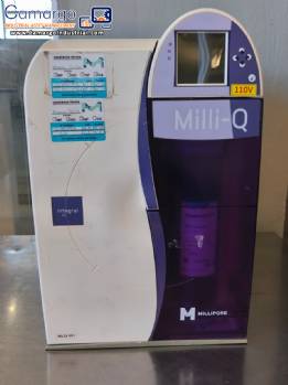 Millipore Milli-Q Integral 15 A 10 water filter with integrated TOC analyzer Merck Millipore Millipore Milli-Q Integral 15 A 10 water filter with integrated TOC analyzer Merck Millipore