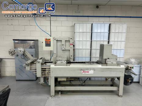 Selovac thermoforming packaging machine for dental flos blisters Selovac thermoforming packaging machine for dental flos blisters