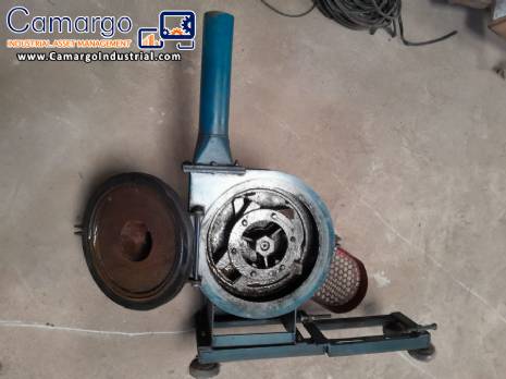 Vieira 5 HP MCS 280 carbon steel hammer mill Vieira 5 HP MCS 280 carbon steel hammer mill