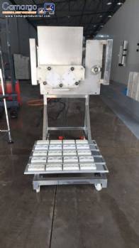 Wire cutter for cheese bread, 2,000 to 3,000 kg/h Wire cutter for cheese bread, 2,000 to 3,000 kg/h